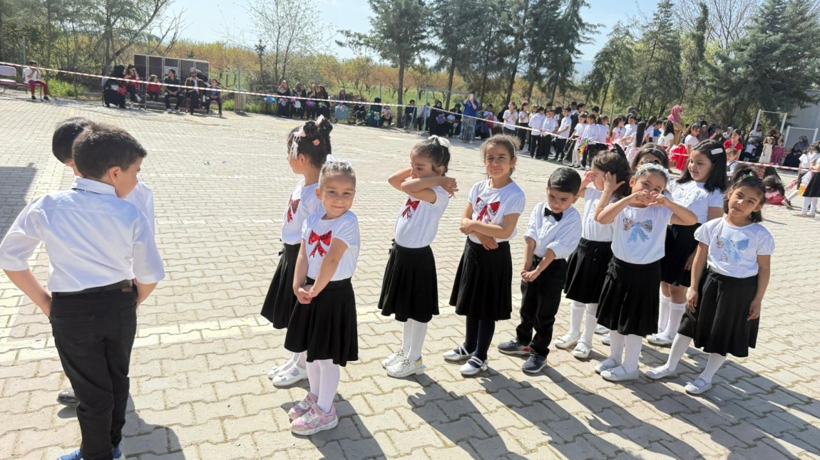 23 Nisan Ulusal Egemenlik Ve Çocuk Bayramı